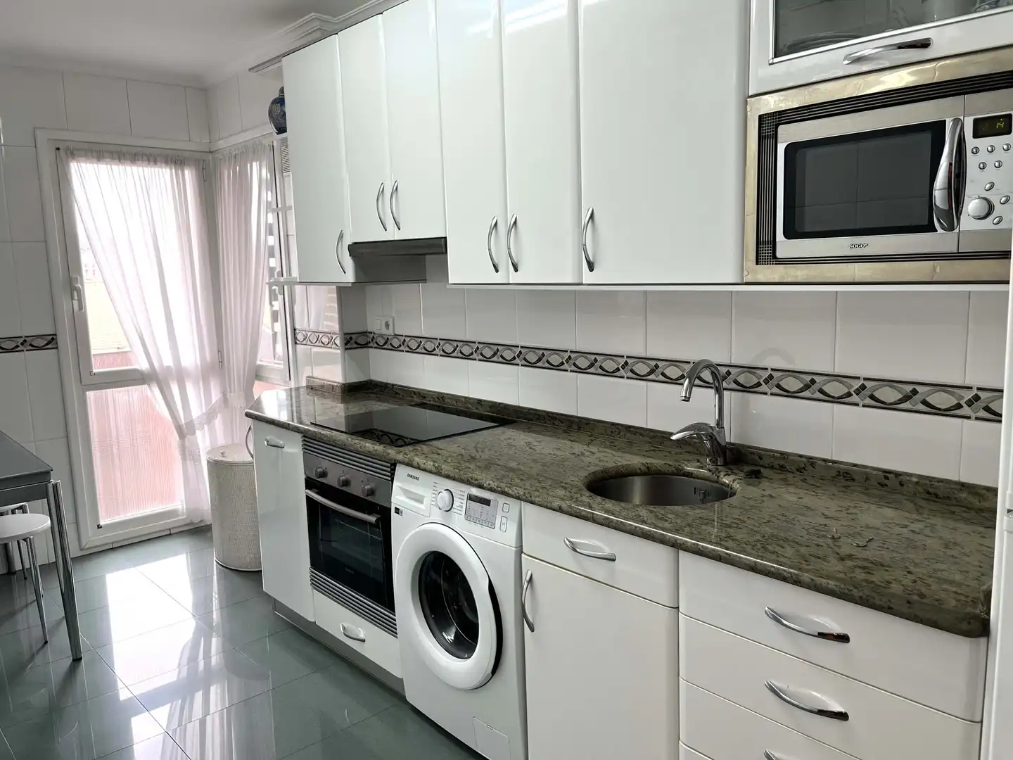 Piso de alquiler en Avenida Iparraguirre Nº, Centro Urbano - Hirigunea