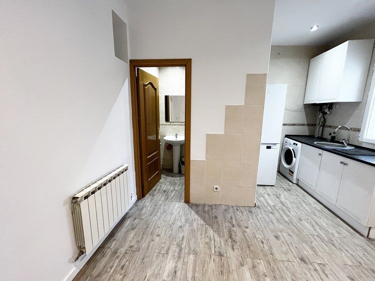 Flat to rent in  Madrid Capital  with Air Conditioner, Heating and Parquet flooring