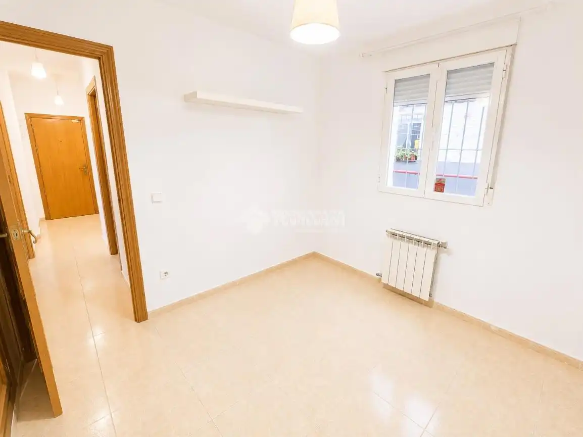 Habitación de Piso en venta en Madrid con Calefacción