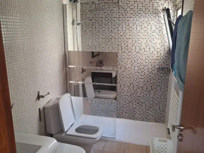Baño de Casa o chalet en venta en Pineda de Mar con Aire acondicionado, Calefacción y Parquet