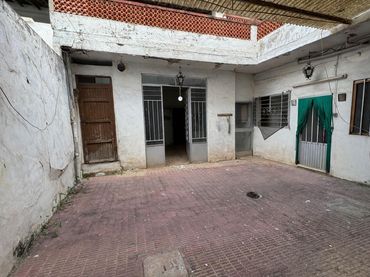 Casa con balcone in vendita a Calle BERNAT ASENSI