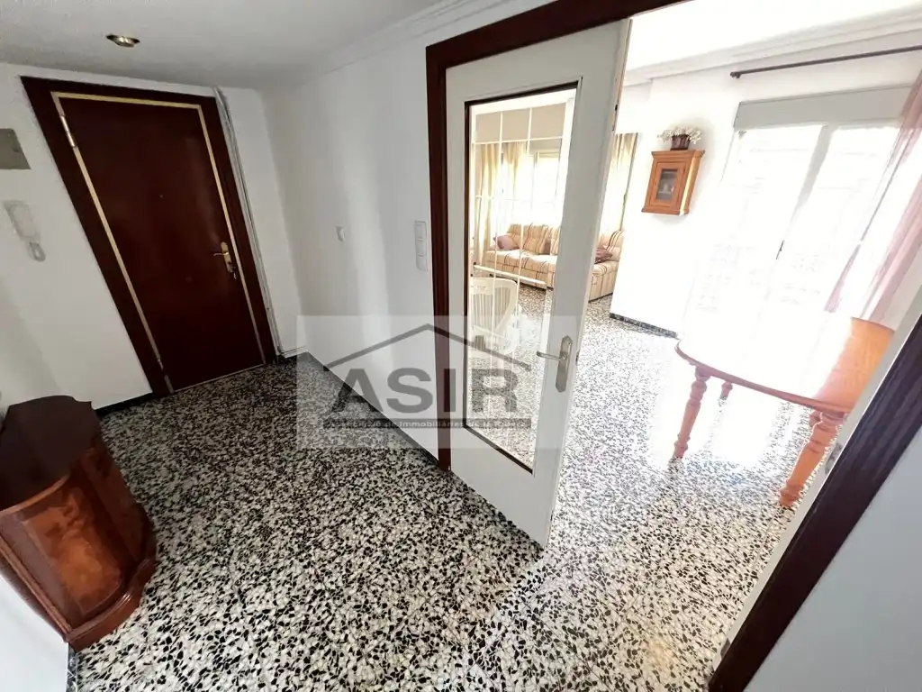 Flat for rent in Calle Doctor Ferran, Albuixarres