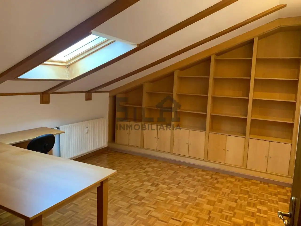 Sala d'estar de Dúplex de lloguer en Ourense Capital  amb Calefacció, Parquet i Balcó