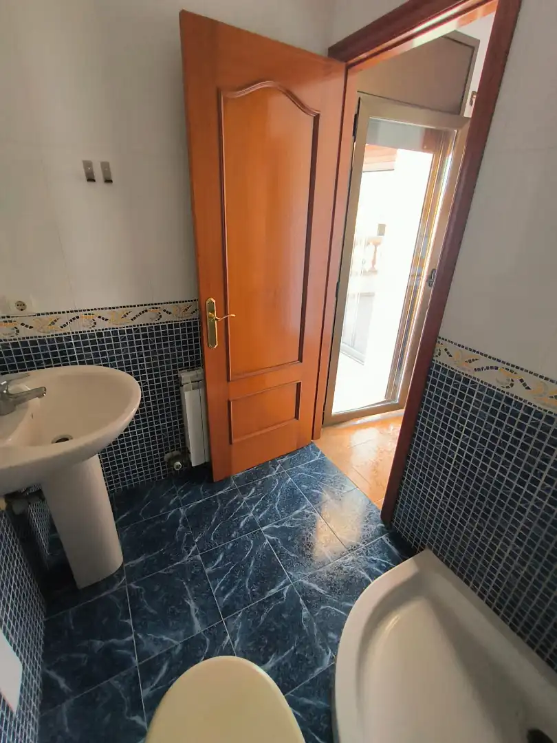 Bathroom of Houses for sale in Roda de Berà, Tarragona