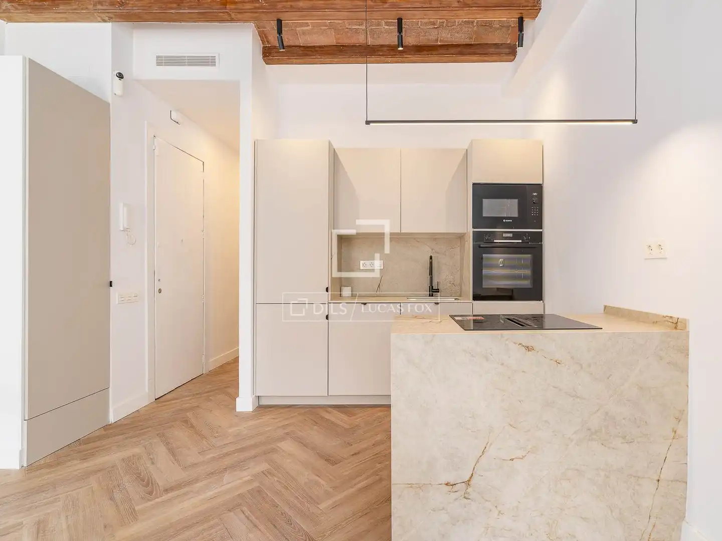 Cuina de Pis en venda en Barcelona amb Aire condicionat, Calefacció i Parquet