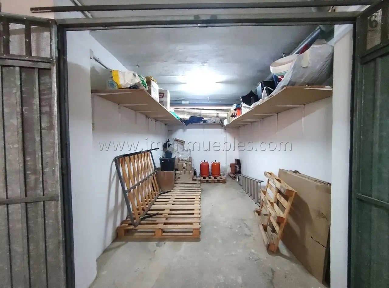 Garaje en venta en Vélez-Málaga