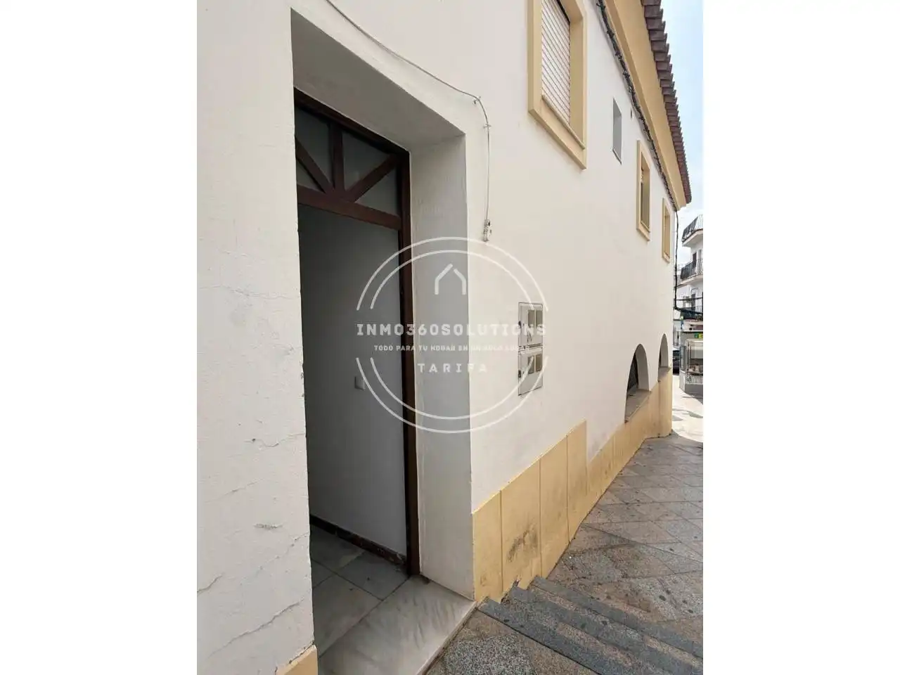 Exterior view of Buildings for sale in Los Barrios