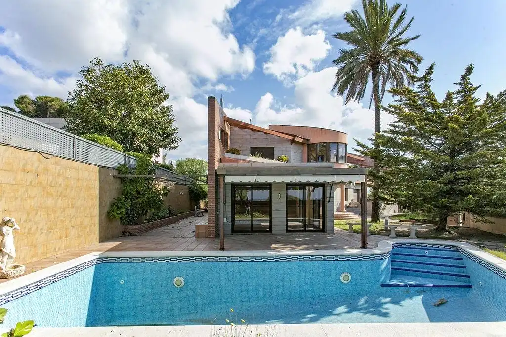 Villa mit Terrasse zum Verkauf in Avenida ARAGAI L'
