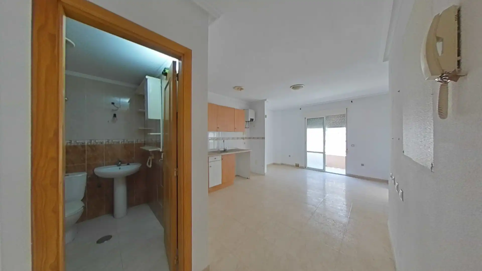Cuina de Pis en venda en Torrevieja amb Balcó