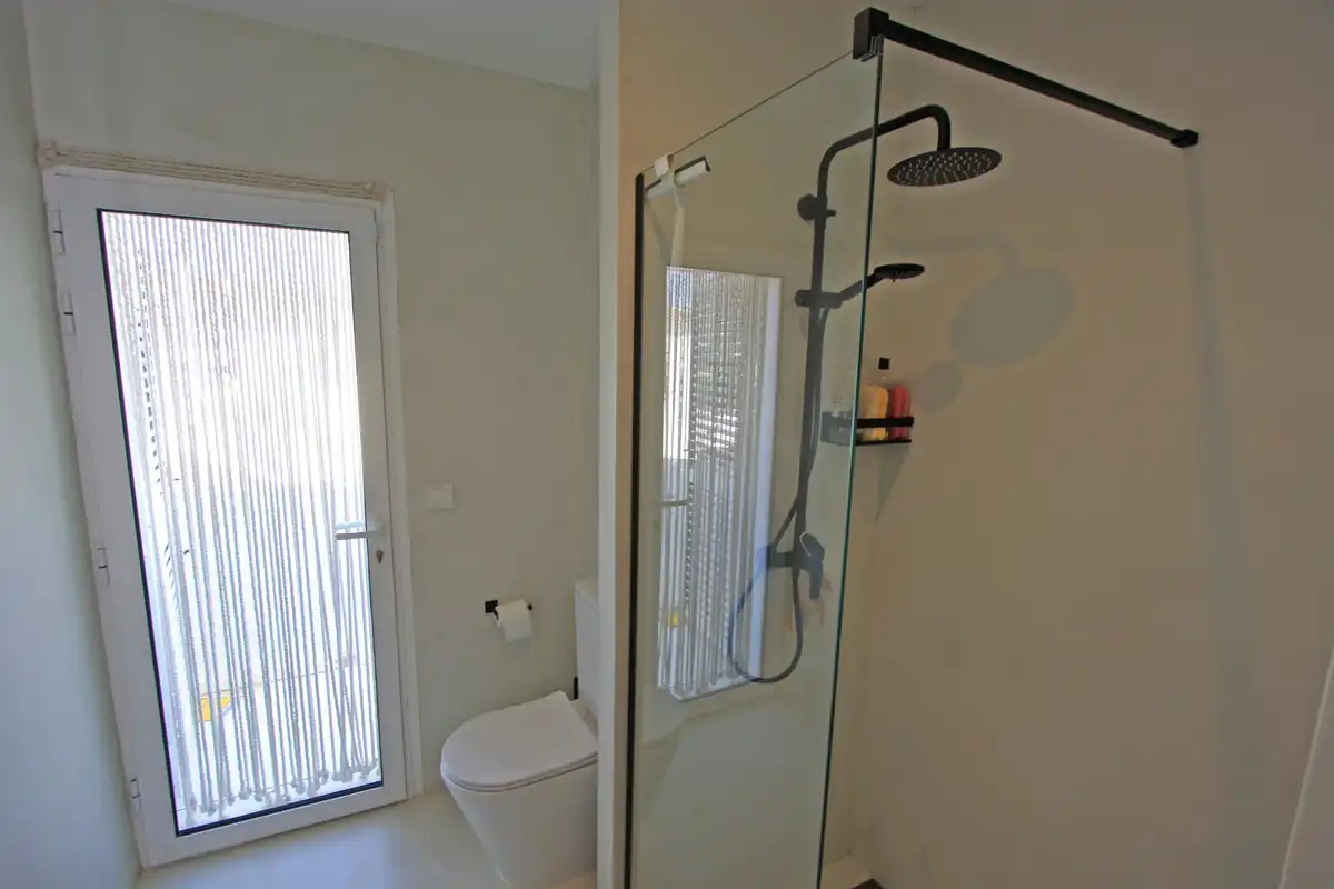 Baño de Casa adosada en venta en Dénia con Jardín privado y Alarma