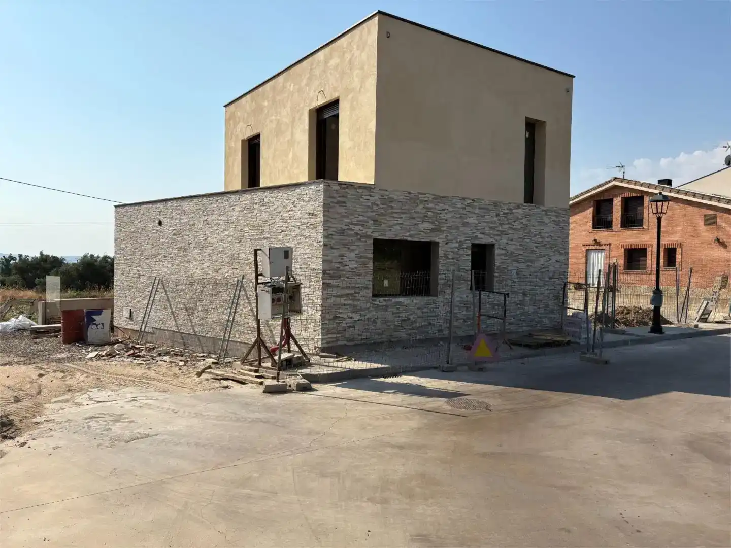 Vista exterior de Pis en venda en Candeleda amb Aire condicionat, Jardí privat i Parquet