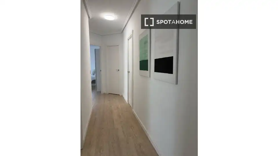 Apartamento para compartir en Valencia con Aire acondicionado, Terraza y Amueblado
