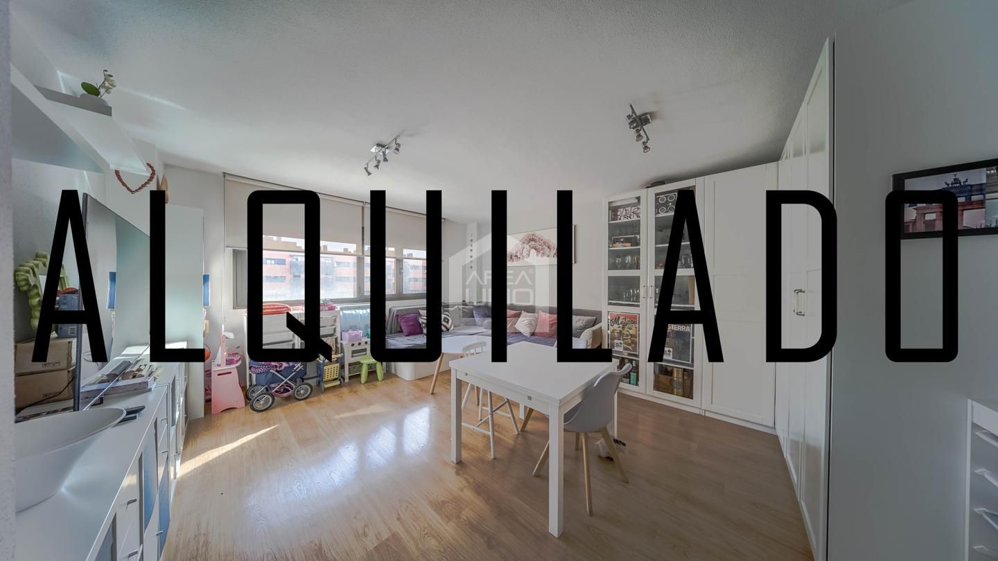 Sala de estar de Piso de alquiler en Alcorcón con Aire acondicionado, Calefacción y Amueblado