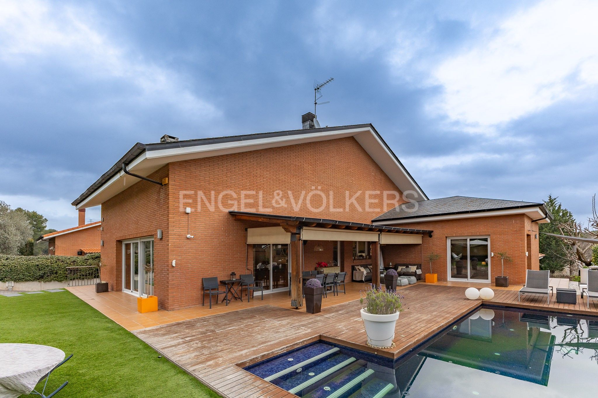 Terrace of House or chalet for sale in Sant Quirze del Vallès  with Air Conditioner, Heating and Private garden