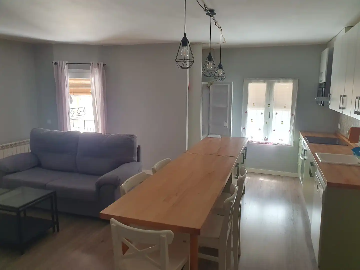Flat to rent in Calle Ferrocarril 9