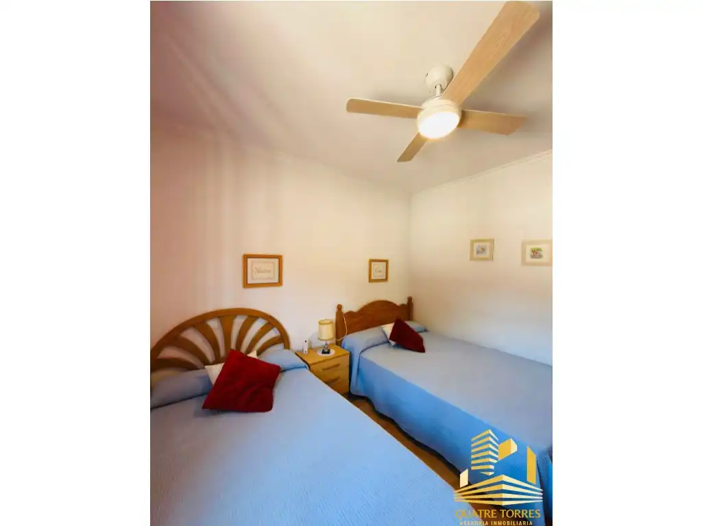 Bedroom of Houses for sale in Riba-roja de Túria