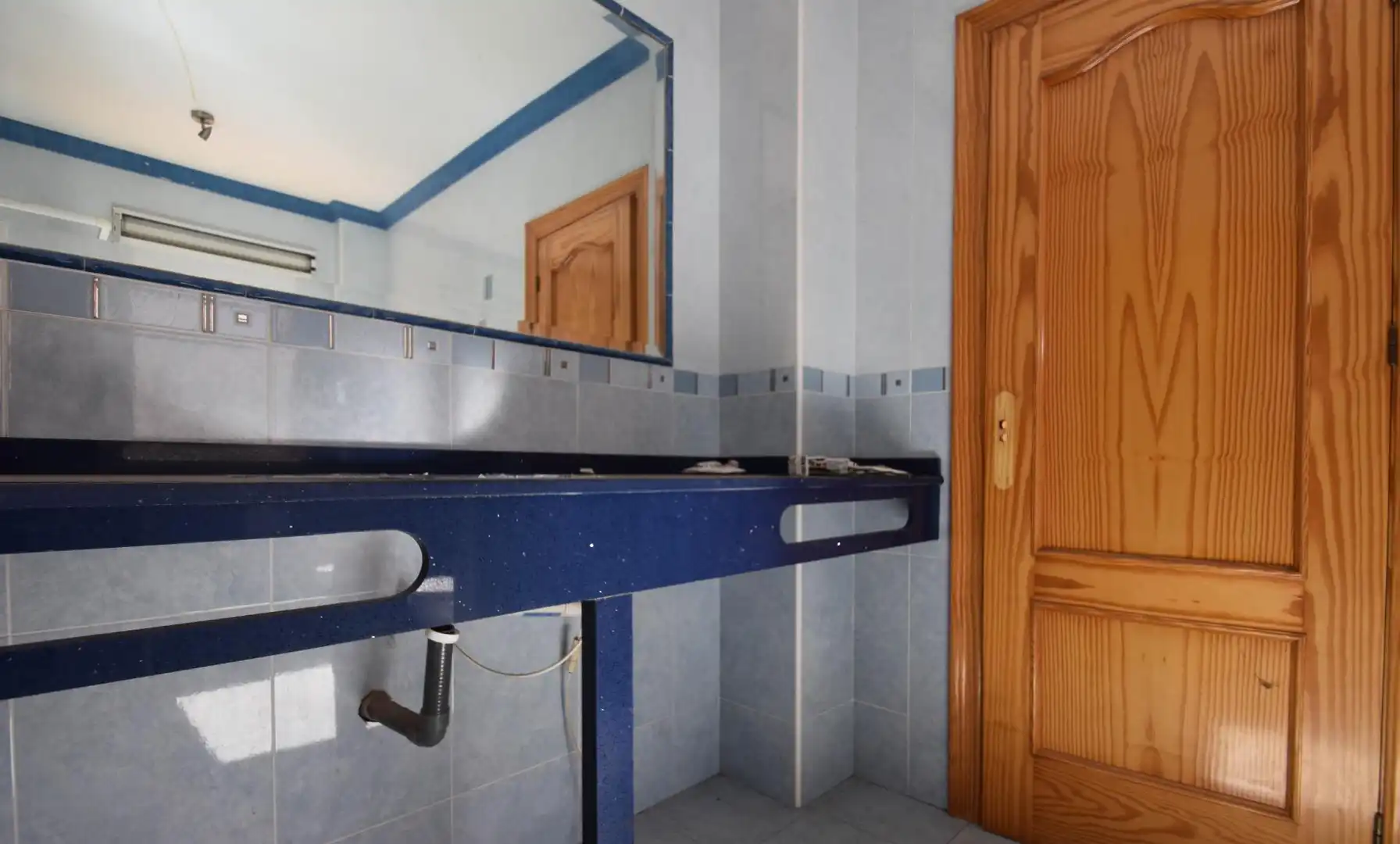 Bathroom of Houses for sale in Cijuela