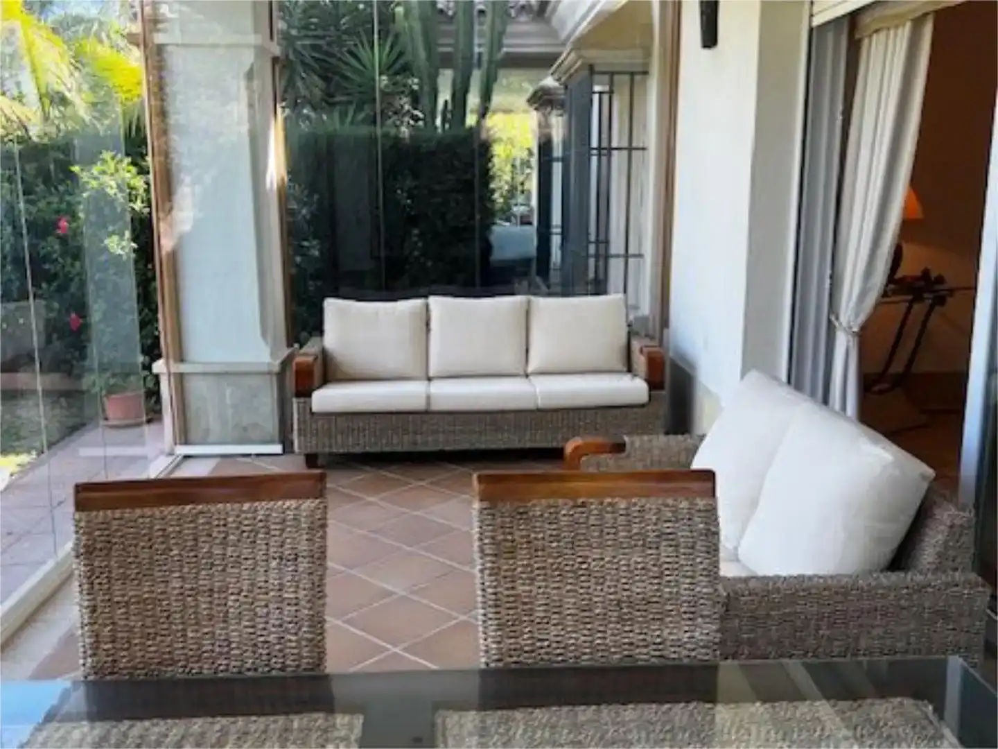 Terrasse von Wohnung zur Miete in Marbella mit Klimaanlage, Privatgarten und Möbliert
