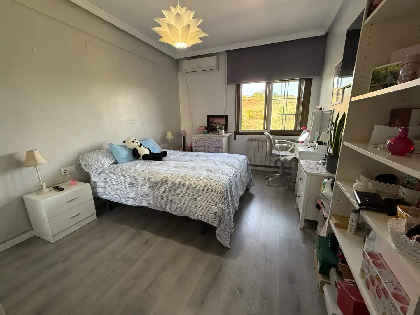 Habitación de Casa adosada en venta en Arganda del Rey con Aire acondicionado, Calefacción y Jardín privado