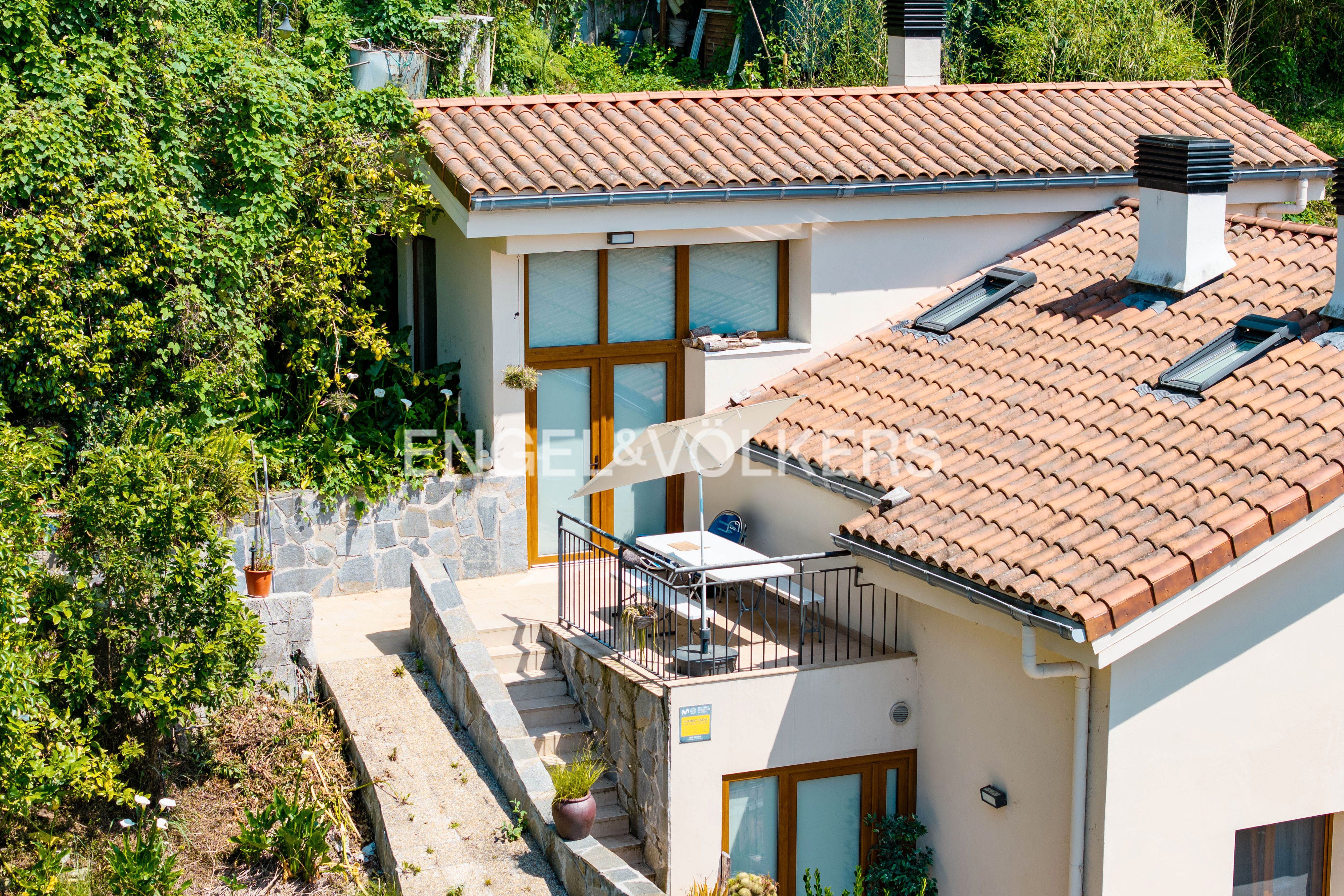Exterior view of Country house for sale in Pasaia  with Air Conditioner, Heating and Private garden