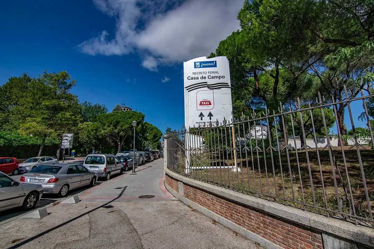 Exterior view of Flat for rent in Madrid  with Air Conditioner, Heating and Parquet flooring