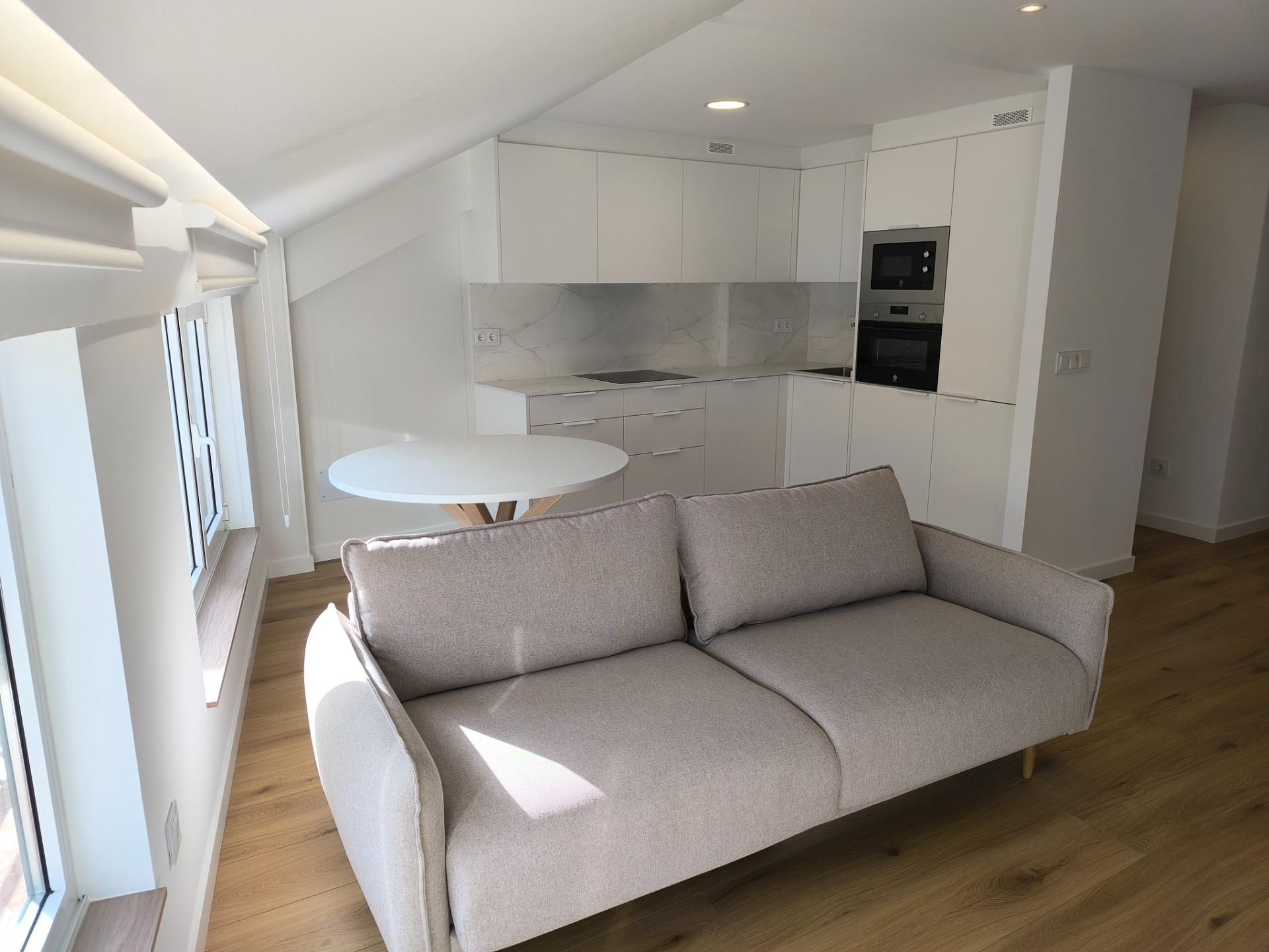 Living room of Apartment to rent in Santiago de Compostela   with Heating and Balcony