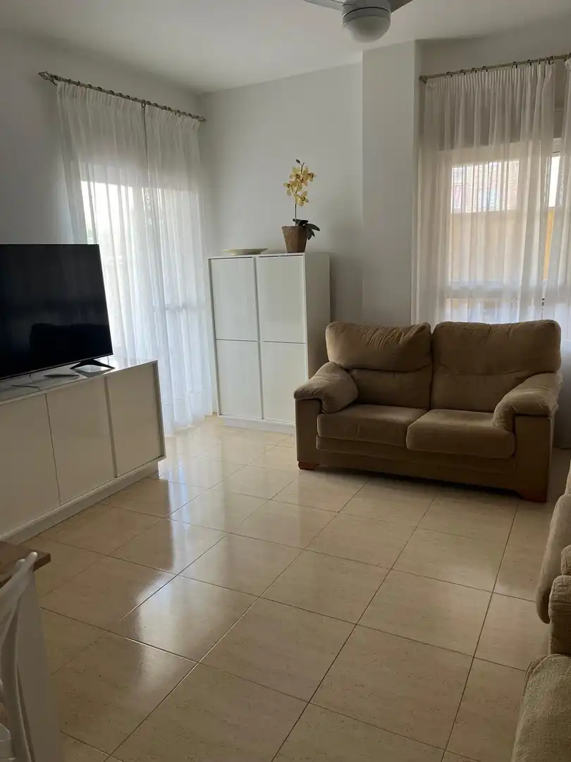 Sala de estar de Casa o chalet en venta en Águilas con Aire acondicionado, Jardín privado y Terraza