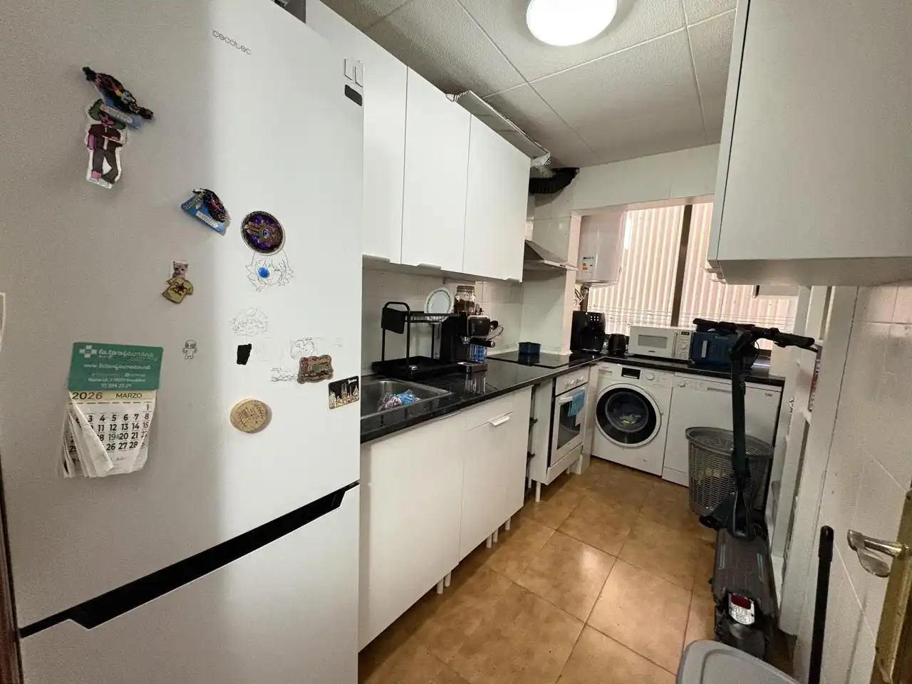 Cuina de Pis en venda en Barcelona amb Aire condicionat i Terrassa