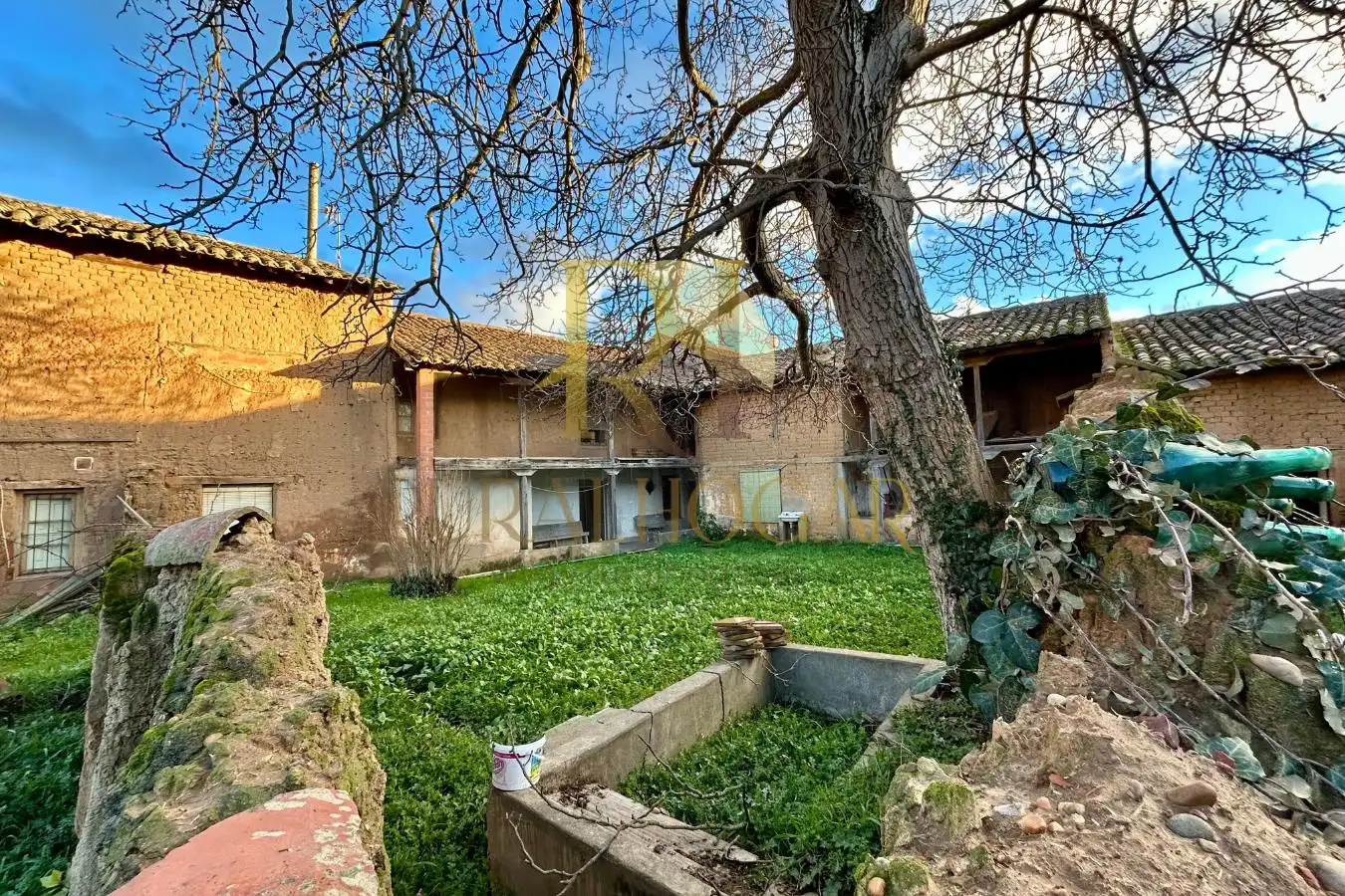 Houses for sale in Calle Carretera, Villaquejida