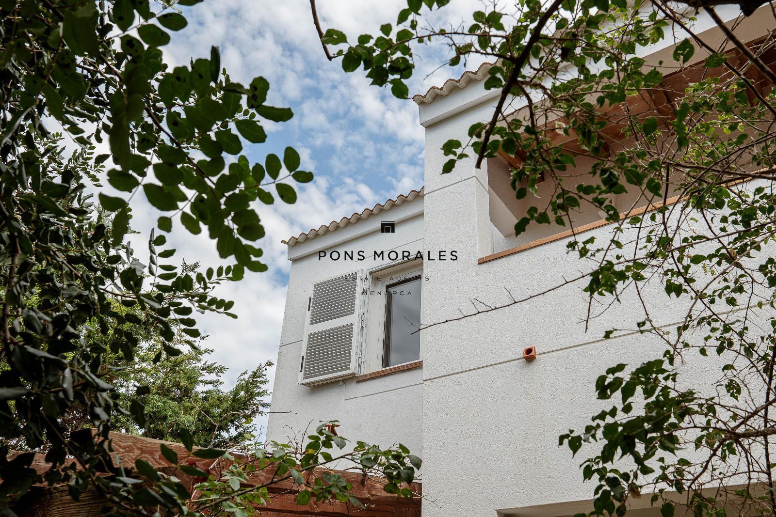 Exterior view of Single-family semi-detached for sale in Ciutadella de Menorca  with Air Conditioner, Heating and Private garden