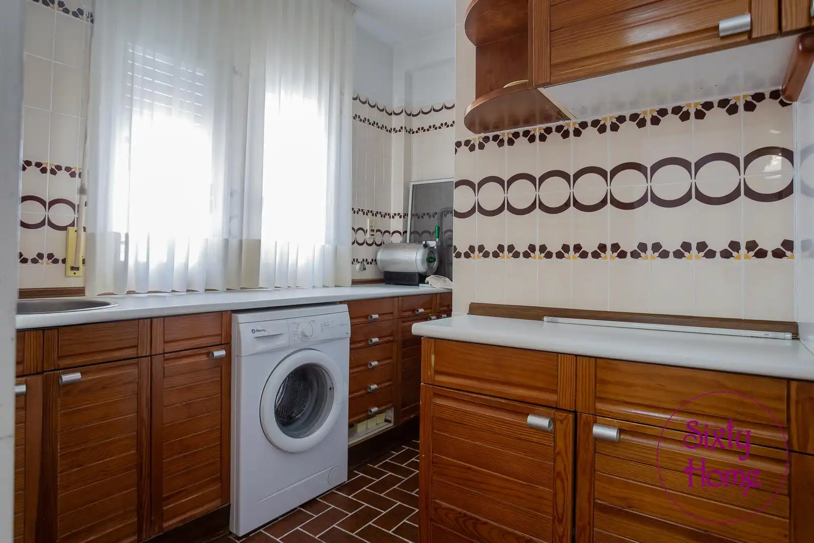 Cuina de Casa o xalet en venda en Zaragoza amb Aire condicionat, Calefacció i Jardí privat