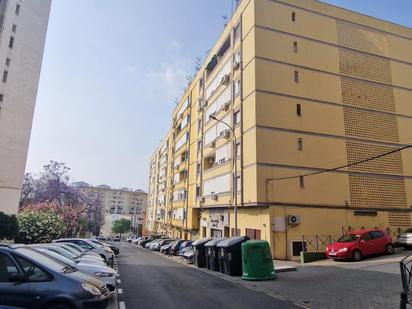 Vista exterior de Pis en venda en  Huelva Capital amb Terrassa i Balcó