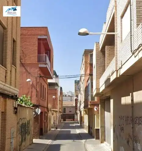 Flat for sale in Calle del Doctor Moliner, imagen 2