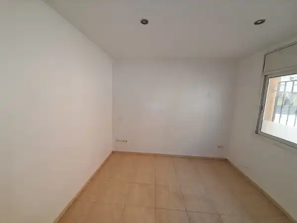 Flat for sale in Carrer Riera, imagen 4