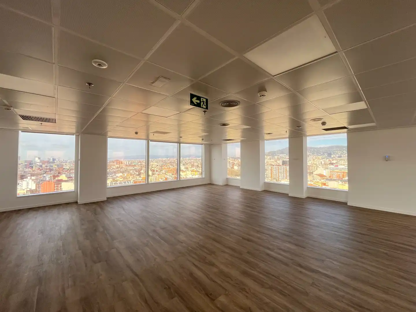Oficina de alquiler en Barcelona con Aire acondicionado, Calefacción y Terraza