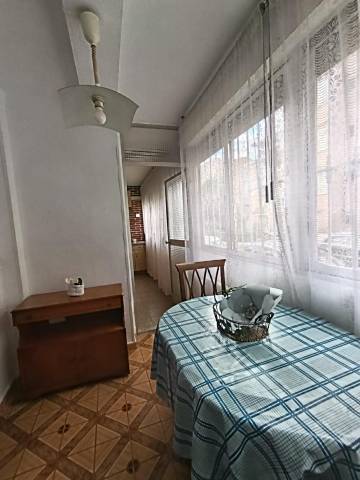 Piso en Alquiler en Calle VILLASANDINO en Lucero