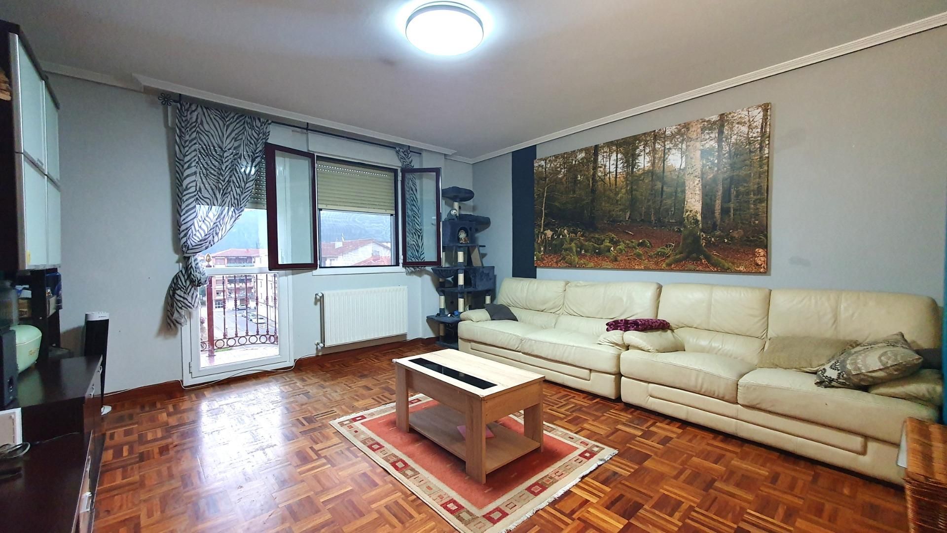 Living room of Flat for sale in Orozko  with Heating, Storage room and Balcony