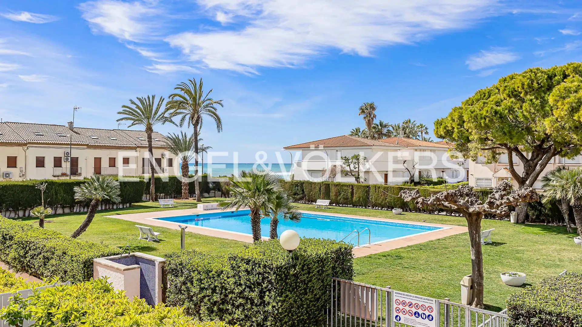 Swimming pool of Flat for sale in Altafulla  with Air Conditioner, Heating and Private garden