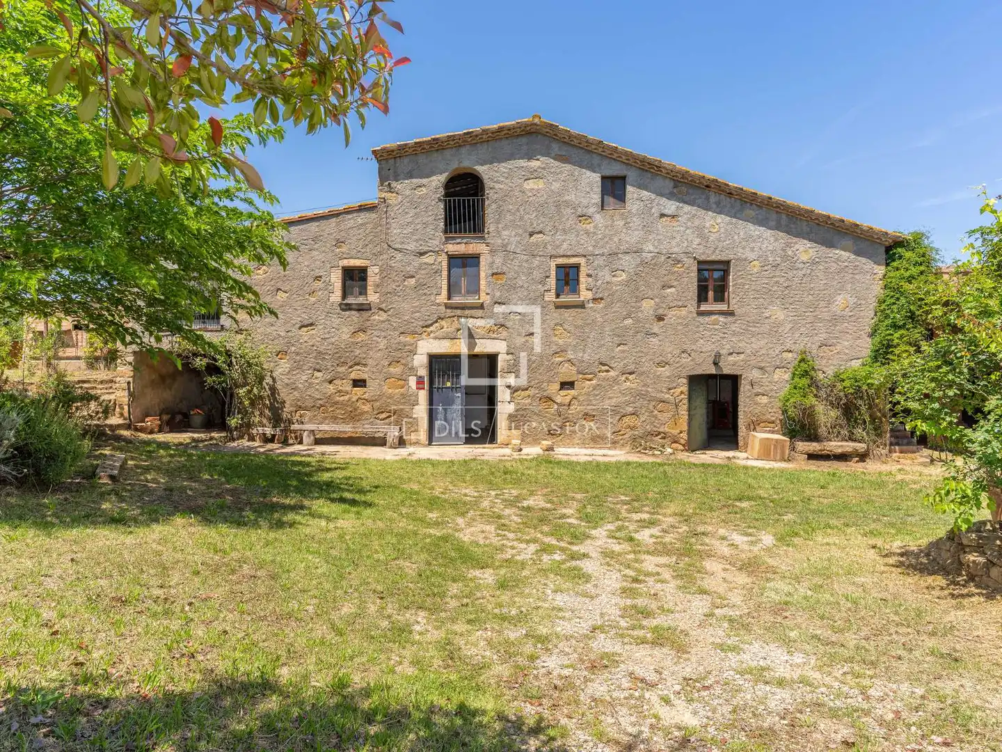Casa rústica amb piscina en venda a Vilopriu, imagen 2