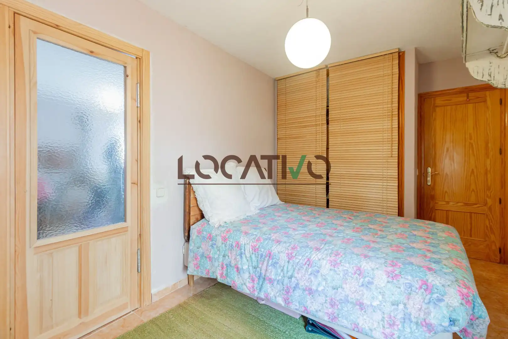 Habitación de Piso en venta en Valdemorillo con Calefacción