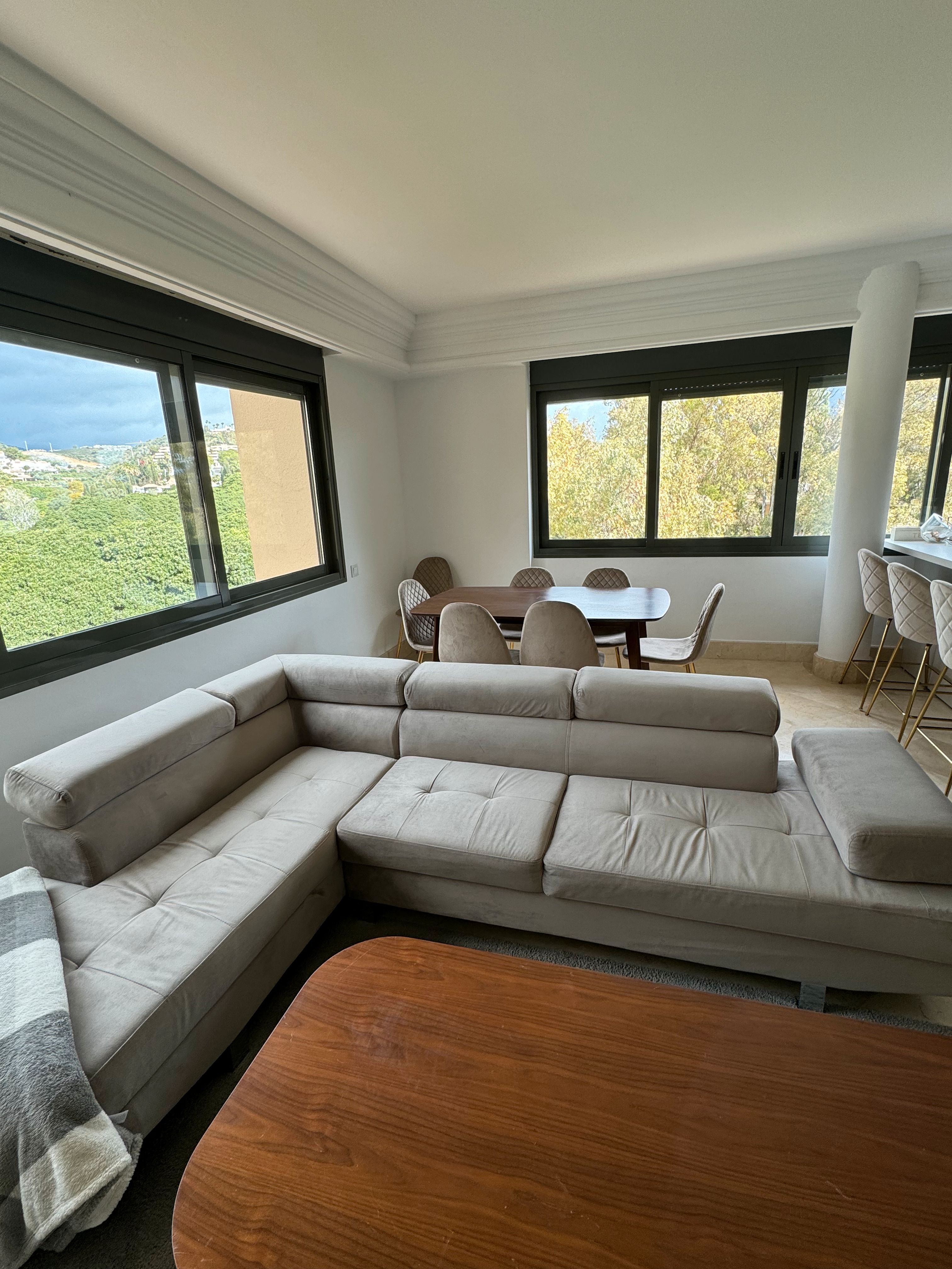 Living room of Apartment for sale in Marbella  with Air Conditioner, Storage room and Furnished