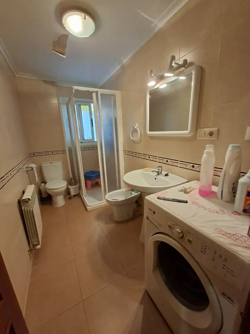 Bathroom of Flat for sale in Avilés  with Heating, Terrace and Furnished