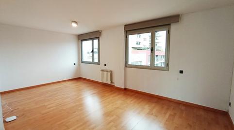 Foto 3 de Pis de lloguer a Sant Marian, Barri del Centre, Terrassa