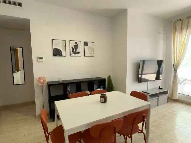 Esszimmer von Wohnung zum Verkauf in Salou mit Klimaanlage, Schwimmbad und Balkon