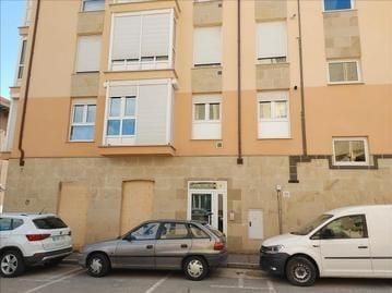 Exterior view of Garage for sale in Reinosa