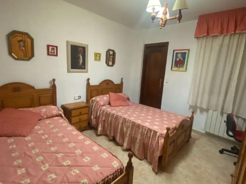Schlafzimmer von Wohnung zur Miete in Baeza, Jaén