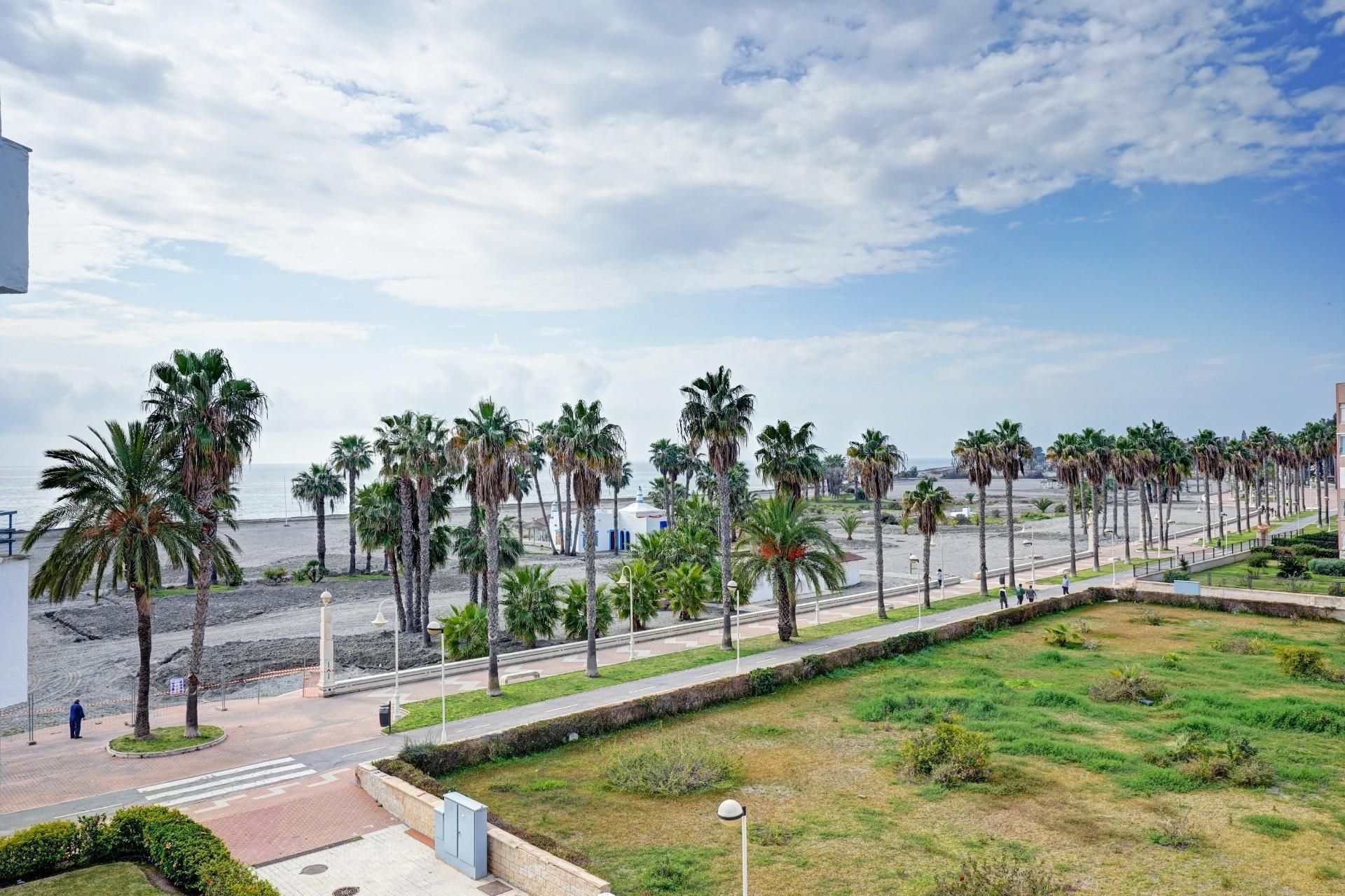 Exterior view of Flat for sale in Motril  with Air Conditioner, Heating and Terrace