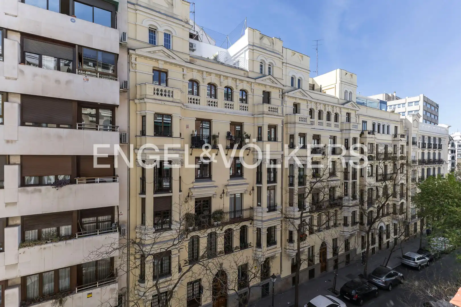 Exterior view of Flat for sale in Madrid  with Air Conditioner, Heating and Balcony