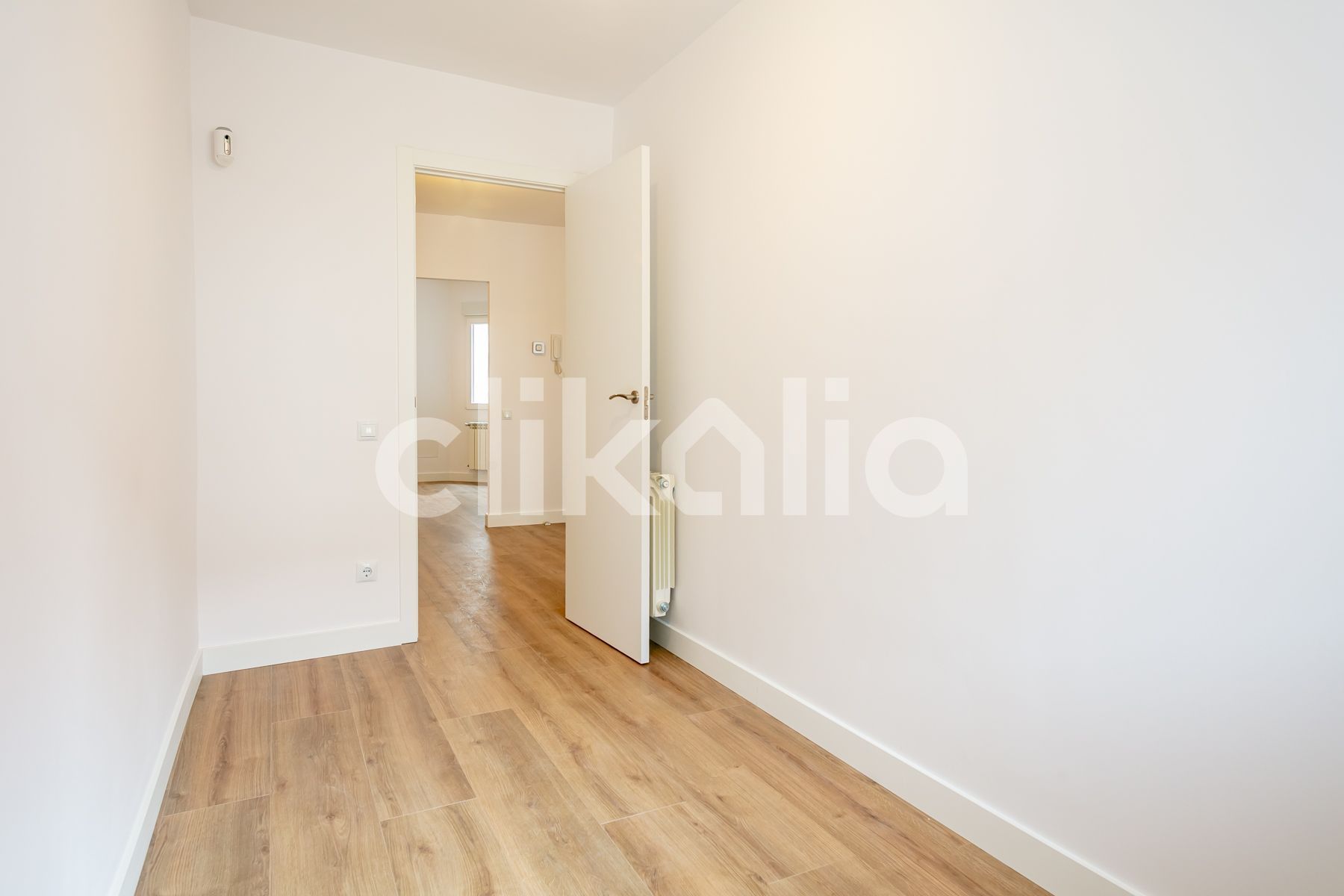 Flat for sale in  Madrid Capital  with Air Conditioner, Heating and Terrace