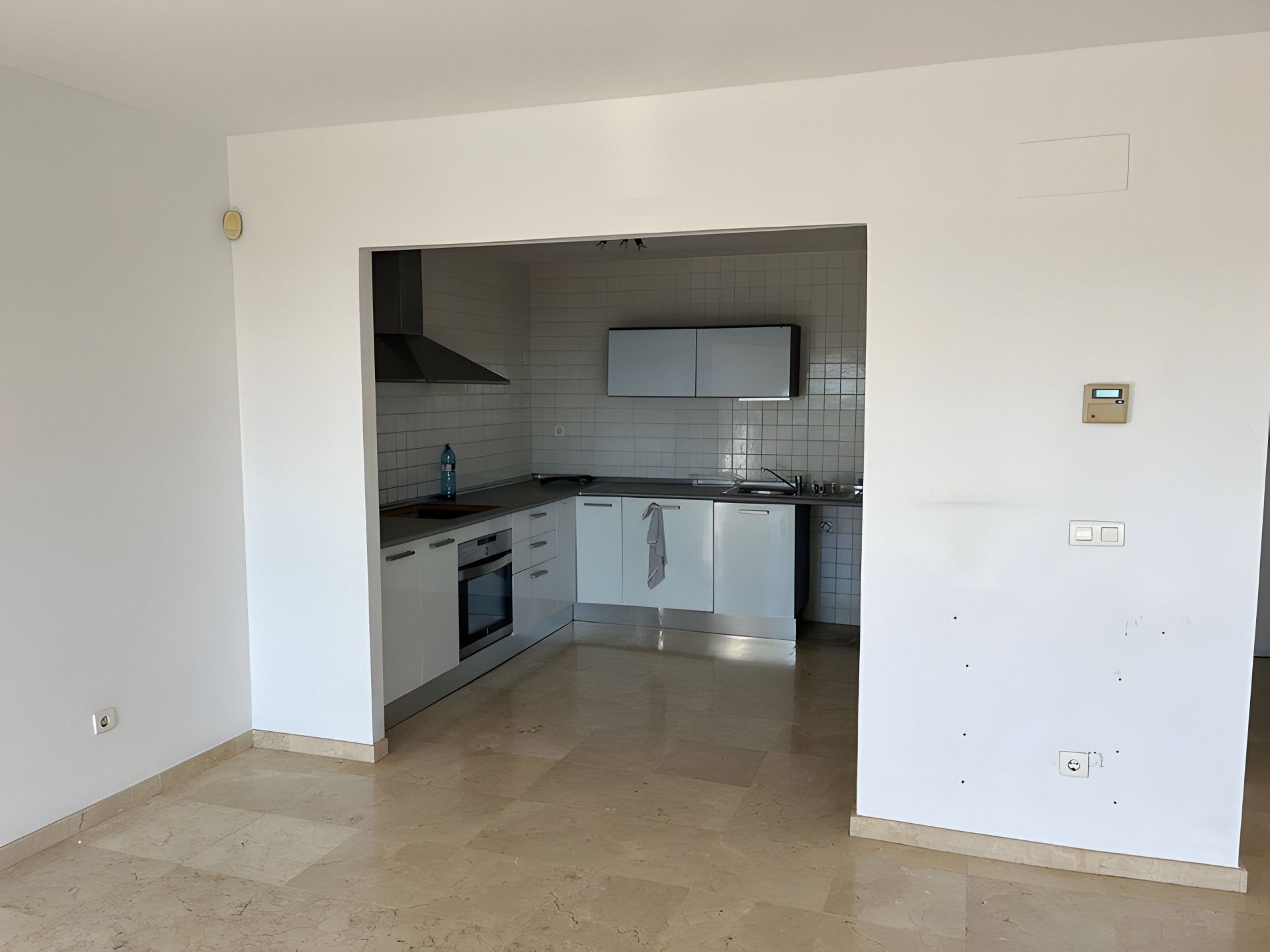 Kitchen of Duplex for sale in Istán  with Terrace, Swimming Pool and Community pool